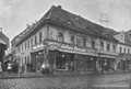 Geschäftshaus Julius Besser, Cottbuser Strasse Ecke Promenade, um 1907 (heute Mäc Geiz)